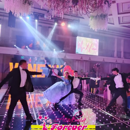 Coreografías Bailes para 15 Años Forever Dance ❤️ Felicidades Vanesa luciste al bailar y todo q